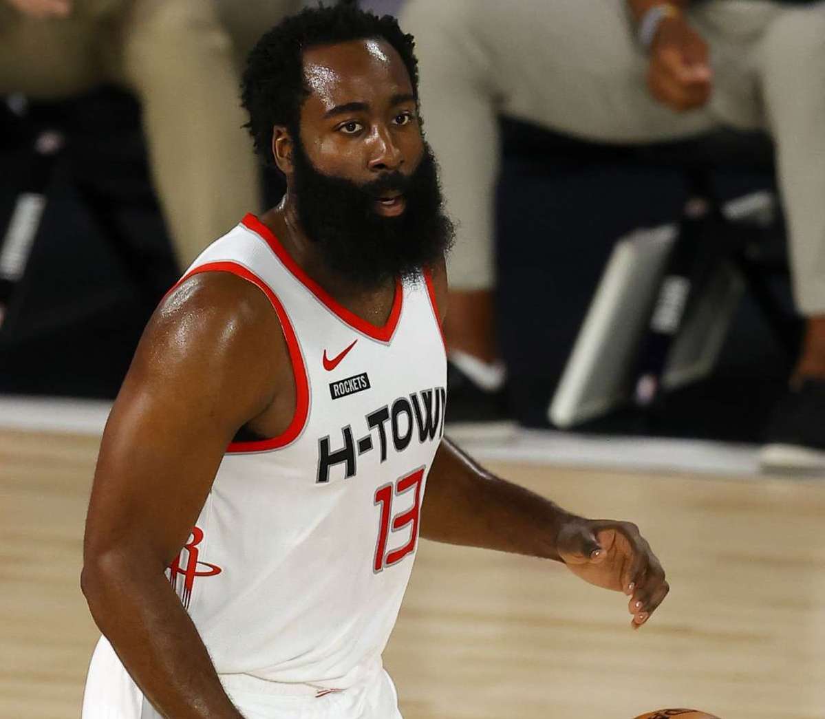 然嵌入而非 然嵌入而非