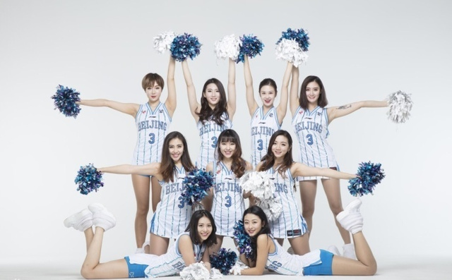 媒体与社群 媒体与社群